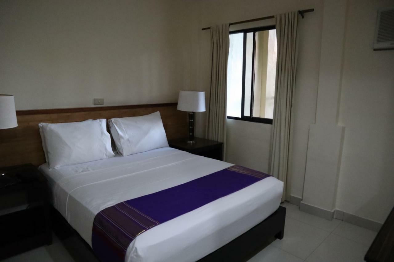 Domicilio Lorenzo Davao City Eksteriør billede