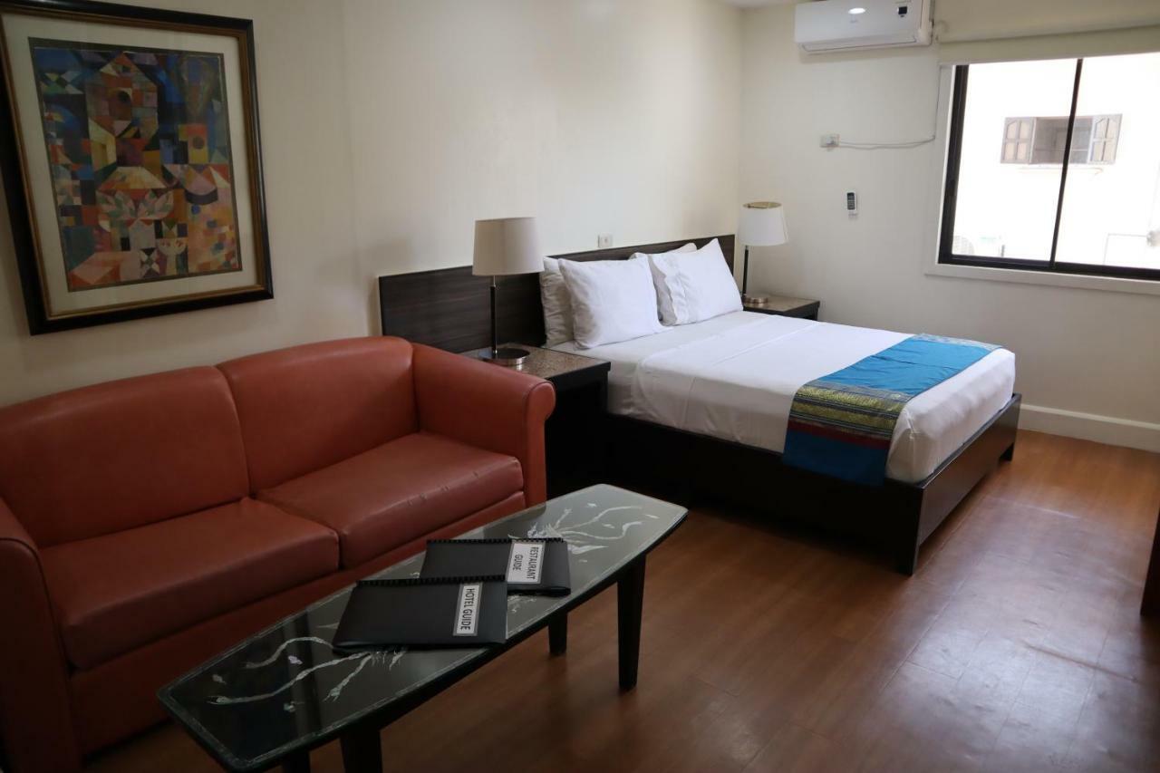 Domicilio Lorenzo Davao City Eksteriør billede