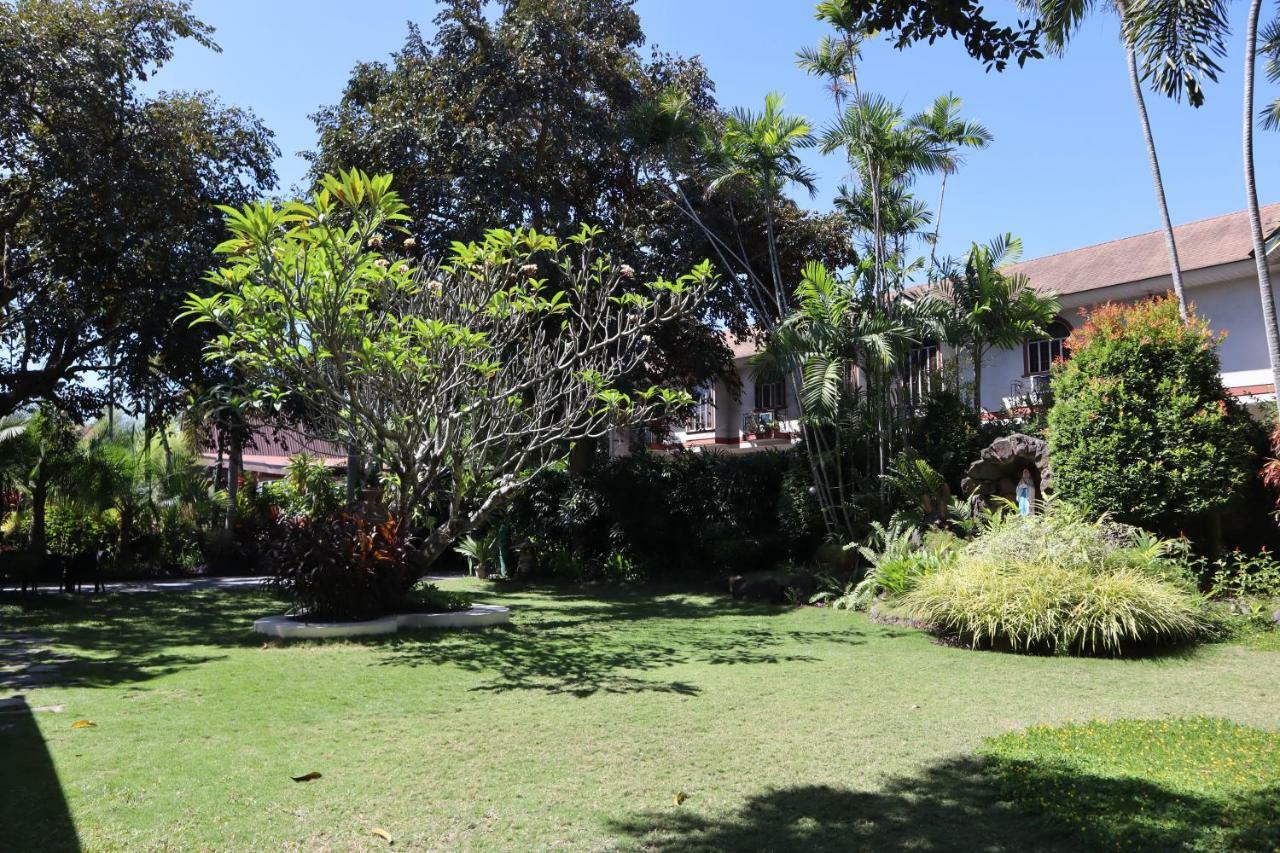Domicilio Lorenzo Davao City Eksteriør billede