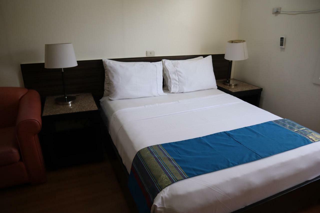 Domicilio Lorenzo Davao City Eksteriør billede